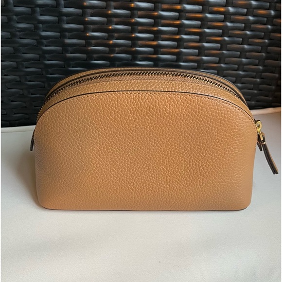 New Tory Burch Cosmetic case Robinson Cardamom 145USD Nordstrom designer - Picture 5 of 11